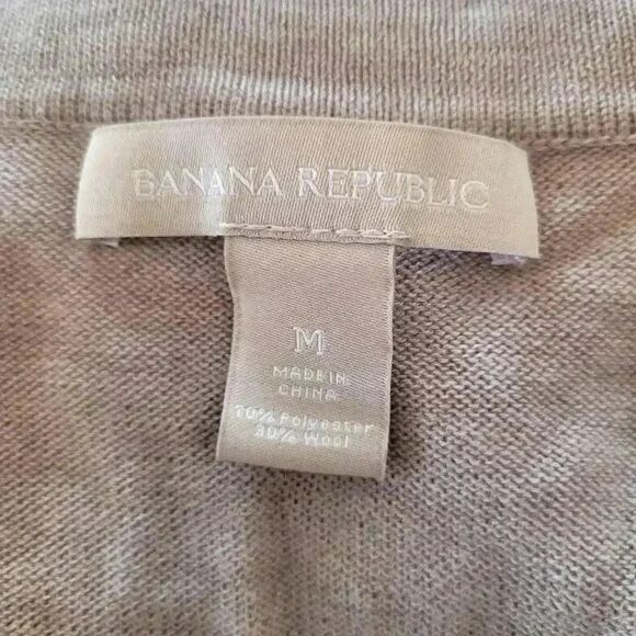 Banana Republic Women's Oatmeal Heather Poly/Wool Beaded Scoop Neck Sweater - Picture 4 of 9